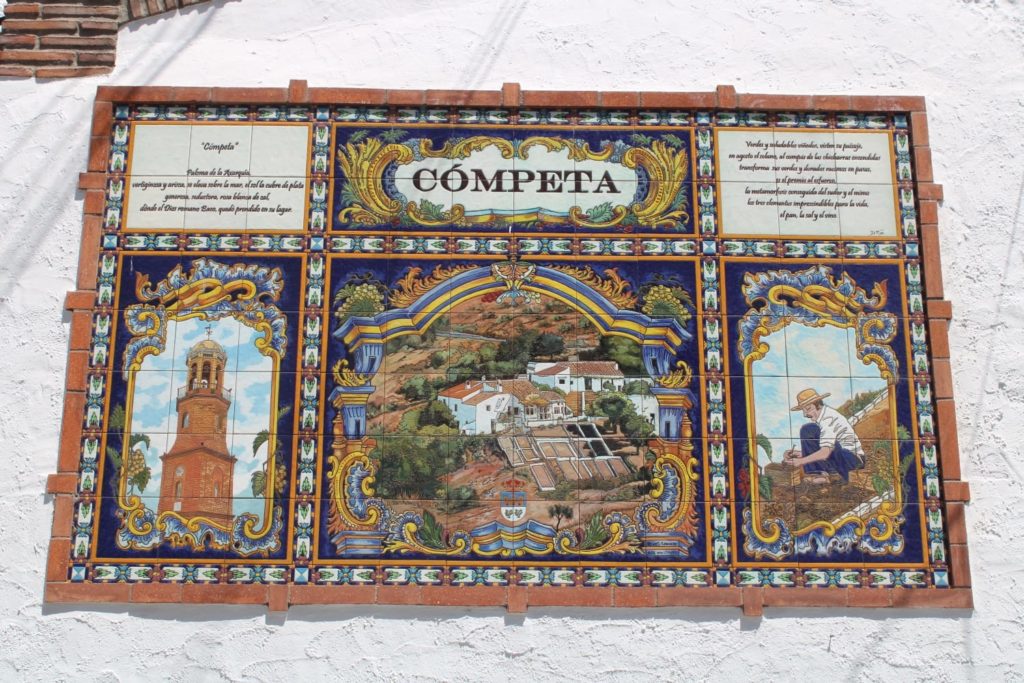 Competa-Route de Mosaics